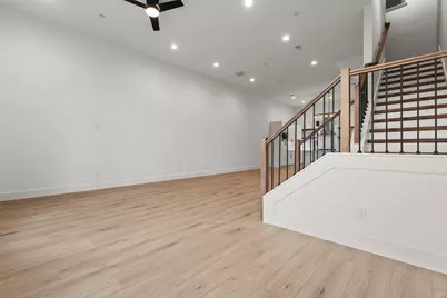 2203 Hondo Avenue #202, Dallas, TX 75219 - Photo 7