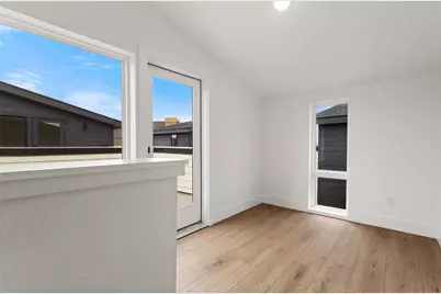 2203 Hondo Avenue #202, Dallas, TX 75219 - Photo 27