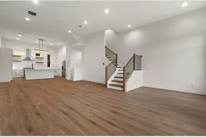 2203 Hondo Avenue #202, Dallas, TX 75219 - Photo 9