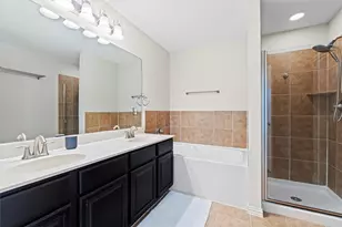 6900 Carrington Ln, Fort Worth, TX 76137 - Photo 9