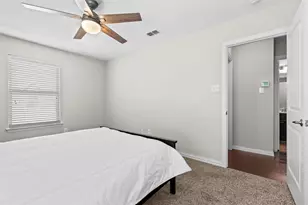 6900 Carrington Ln, Fort Worth, TX 76137 - Photo 11