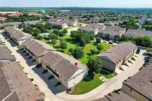 6900 Carrington Ln, Fort Worth, TX 76137 - Photo 15