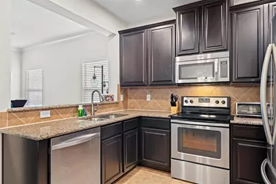 6900 Carrington Lane, Fort Worth, TX 76137 - Photo 7
