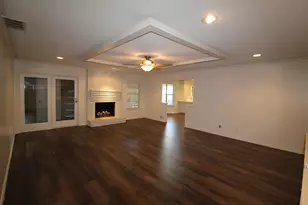 10146 Coveridge Dr, Dallas, TX 75238 - Photo 9