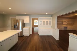 10146 Coveridge Dr, Dallas, TX 75238 - Photo 5