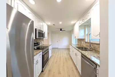 1400 Oakhill Drive, Plano, TX 75075 - Photo 15