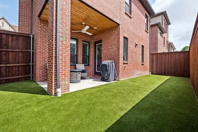 7108 Brisa Drive, Dallas, TX 75223 - Photo 3