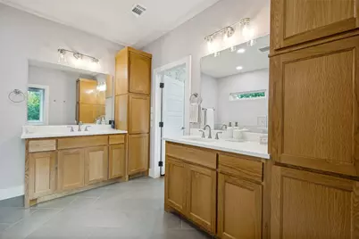 7108 Brisa Drive, Dallas, TX 75223 - Photo 21
