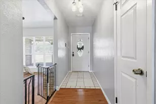 892 Highland Cir, Springtown, TX 76082 - Photo 7