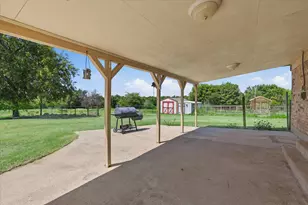 892 Highland Cir, Springtown, TX 76082 - Photo 27