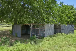 892 Highland Cir, Springtown, TX 76082 - Photo 35