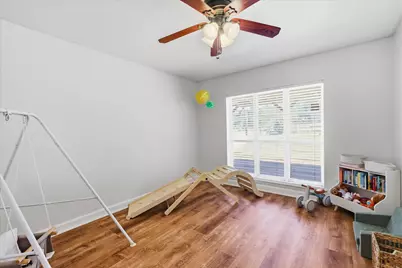 892 Highland Circle, Springtown, TX 76082 - Photo 9