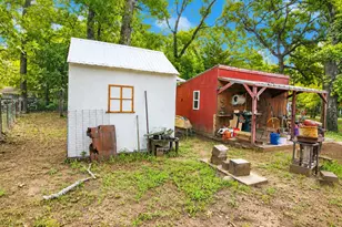 921 Crown Dr, Tool, TX 75143 - Photo 7