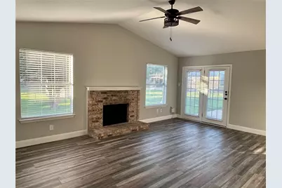 3917 Queens Court, Garland, TX 75043 - Photo 9