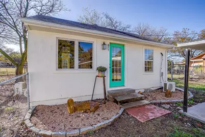 619 W Live Oak Street, Jacksboro, TX 76458 - Photo 33