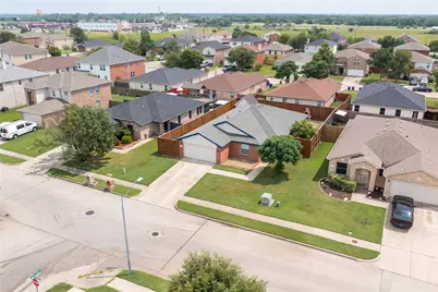 14812 Ledgeview Court, Balch Springs, TX 75180 - Photo 5