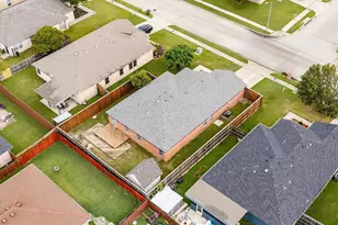 14812 Ledgeview Ct, Balch Springs, TX 75180 - Photo 37