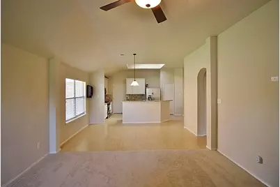 2816 Park Springs Drive, Grand Prairie, TX 75052 - Photo 5