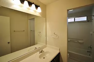 2816 Park Springs Dr, Grand Prairie, TX 75052 - Photo 19