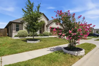 540 Ramon Street, Burleson, TX 76028 - Photo 3