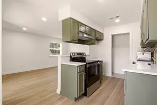 908 Isbell Rd, Fort Worth, TX 76114 - Photo 5