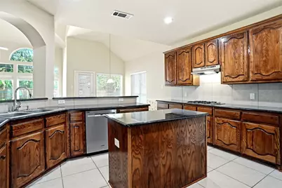 5231 Woodfield Drive, Grand Prairie, TX 75052 - Photo 15