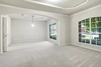 5231 Woodfield Drive, Grand Prairie, TX 75052 - Photo 7
