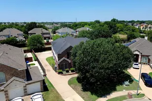 5231 Woodfield Dr, Grand Prairie, TX 75052 - Photo 37