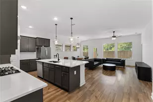 8608 Spindletop Dr, Fort Worth, TX 76120 - Photo 9