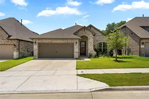 8608 Spindletop Dr, Fort Worth, TX 76120 - Photo 1