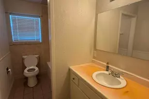 2826 S 39th St, Abilene, TX 79605 - Photo 11