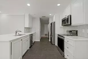 2325 Warwick Ave, Grand Prairie, TX 75052 - Photo 5