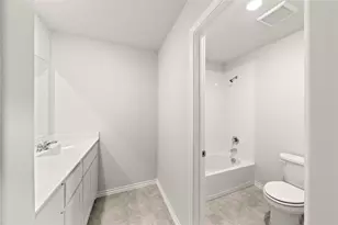 317 Bent Oak Dr, Fort Worth, TX 76131 - Photo 7