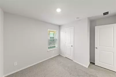 317 Bent Oak Drive, Fort Worth, TX 76131 - Photo 9