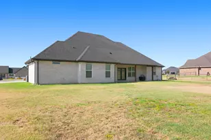 121 Friendship Wy, Boyd, TX 76023 - Photo 37