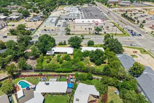 3658 Walnut Hill Ln, Dallas, TX 75229 - Photo 11