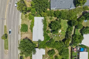 3658 Walnut Hill Ln, Dallas, TX 75229 - Photo 9