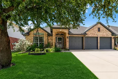12125 Shadybrook Drive, Fort Worth, TX 76244 - Photo 3
