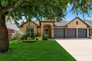 12125 Shadybrook Dr, Fort Worth, TX 76244 - Photo 3