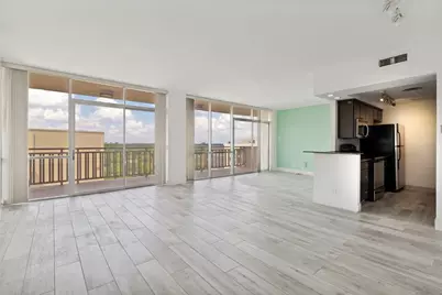 6211 W Northwest Highway #1004, Dallas, TX 75225 - Photo 3