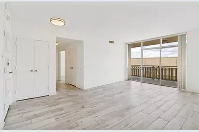 6211 W Northwest Highway #1004, Dallas, TX 75225 - Photo 5