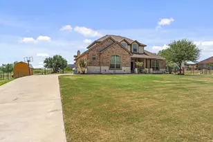 8909 County Rd 915, Godley, TX 76044 - Photo 3