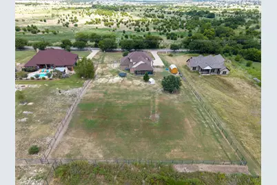 8909 County Road 915, Godley, TX 76044 - Photo 37