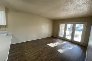61 Runaway Bay Dr, Runaway Bay, TX 76426 - Photo 9