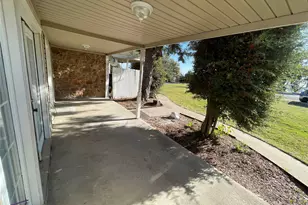 61 Runaway Bay Dr, Runaway Bay, TX 76426 - Photo 11