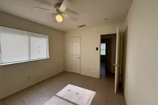 1201 Shorehaven Dr, Garland, TX 75040 - Photo 9