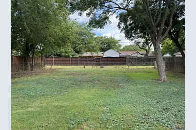 1201 Shorehaven Drive, Garland, TX 75040 - Photo 11