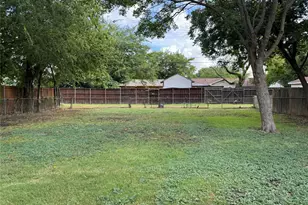1201 Shorehaven Dr, Garland, TX 75040 - Photo 11