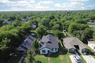 2210 McKenzie Ave, Waco, TX 76708 - Photo 11
