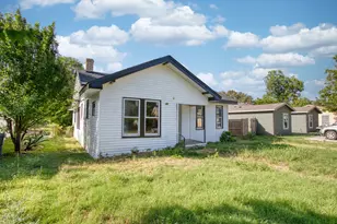 2210 McKenzie Ave, Waco, TX 76708 - Photo 3